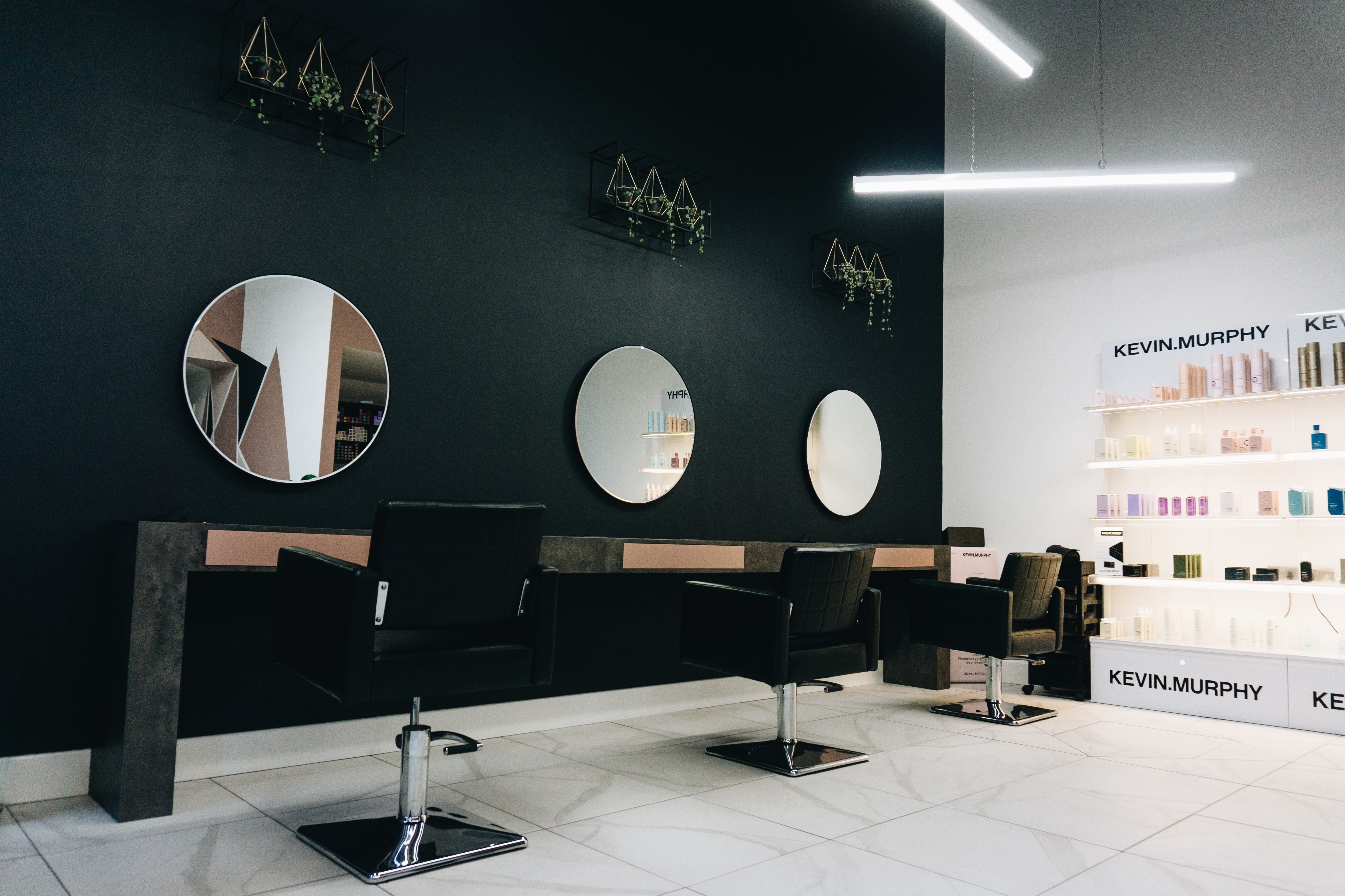 甲子園店の店内写真