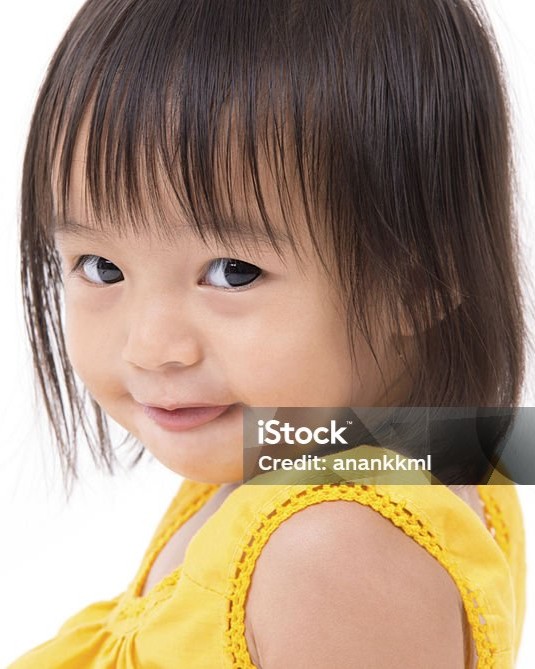 ショートヘアーの子供