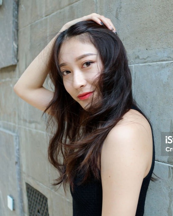 ロングヘアーの女性